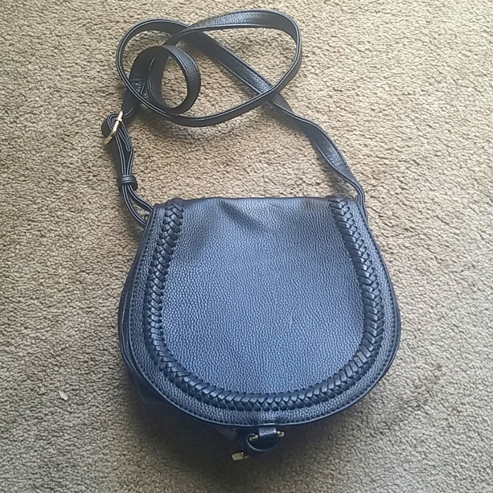 Crossbody purse